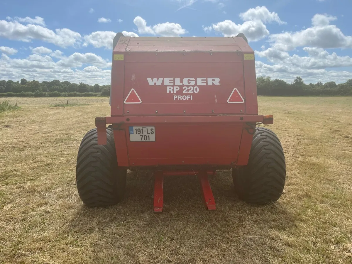 Round Baler - Image 2