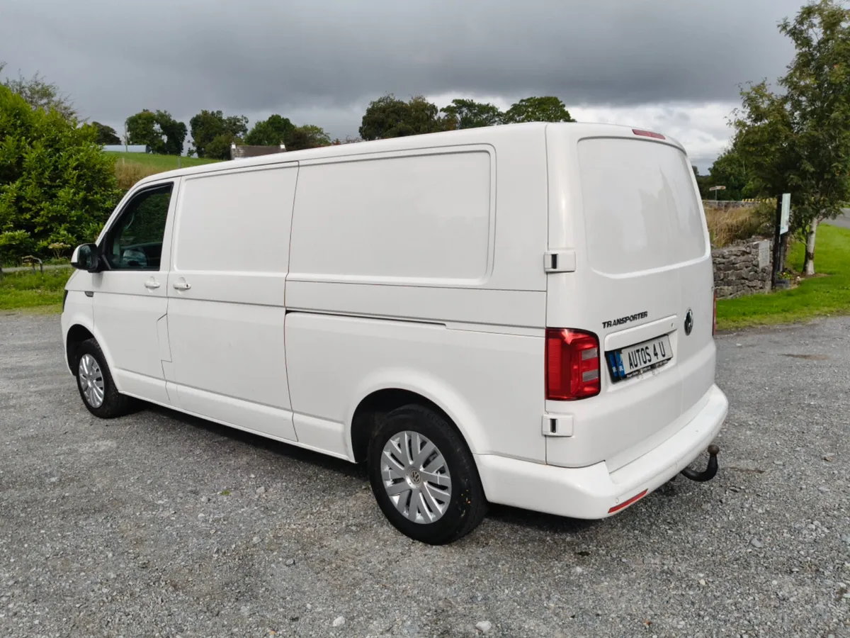 2018 Volkswagen Transporter 2.0 TDi 150 Bhp - Image 3