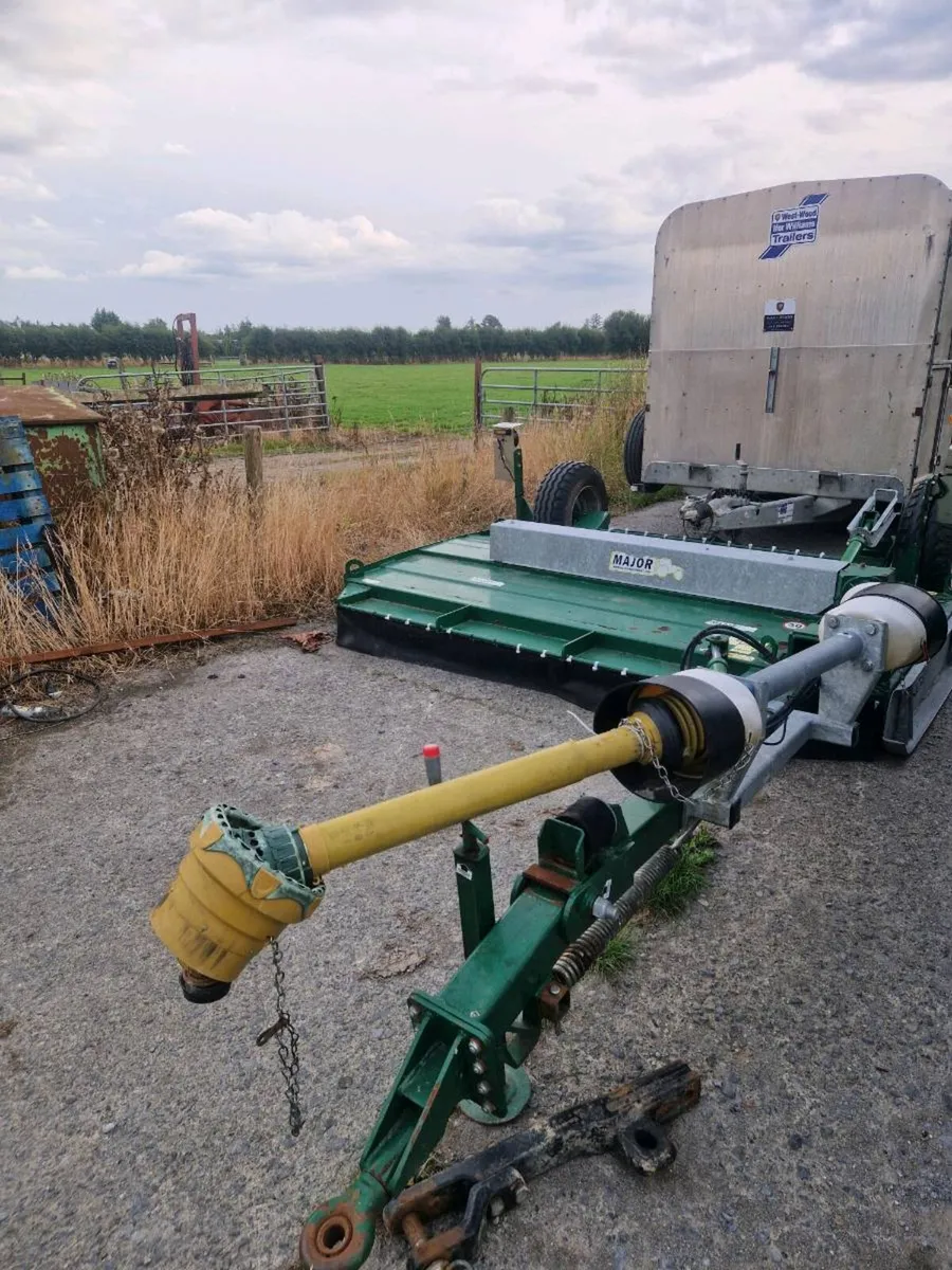 Major 9ft trailedTopper - Image 1