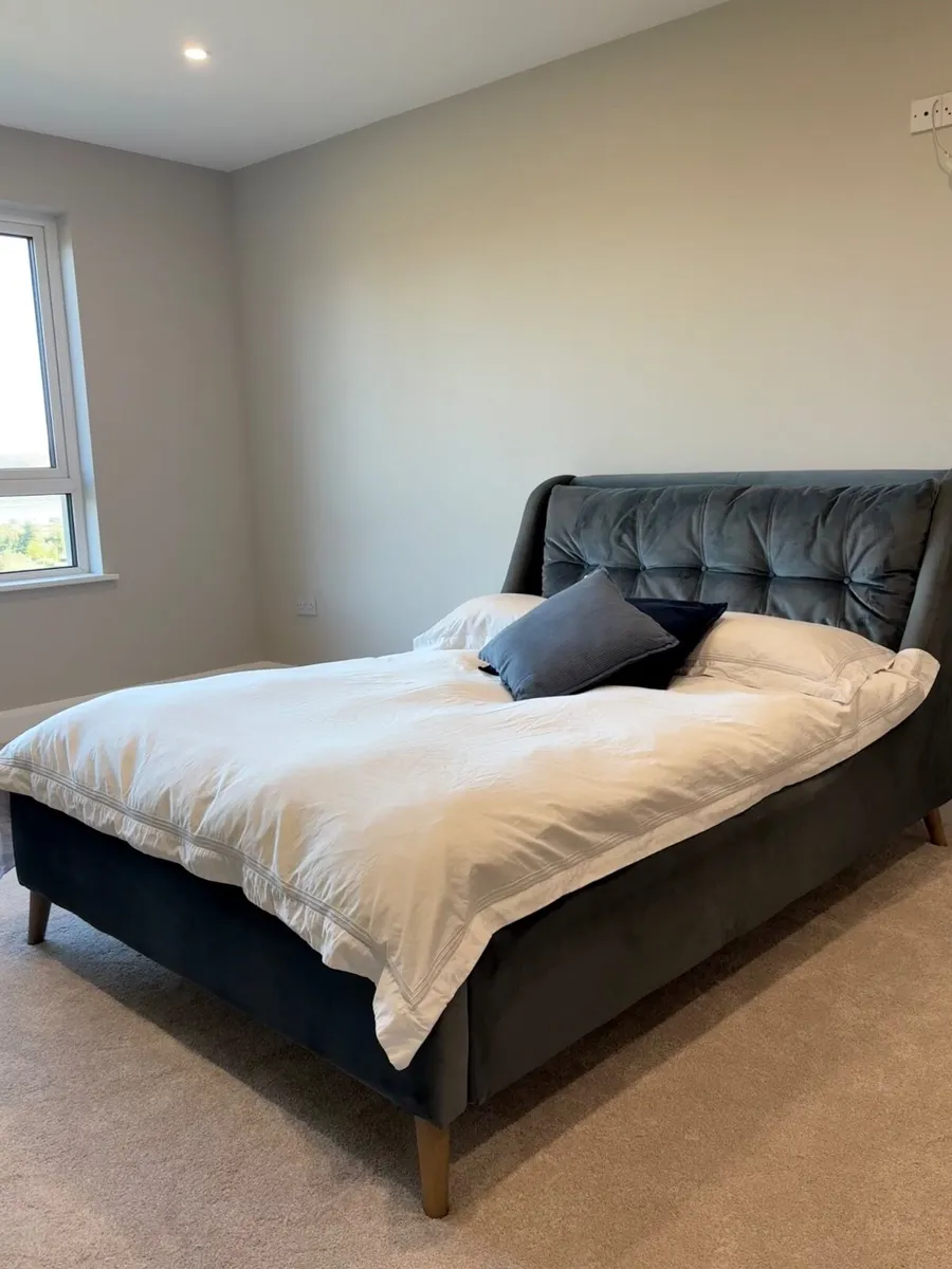 Double bed (4ft 6) - Zeus Luxury Upholstered - Image 3