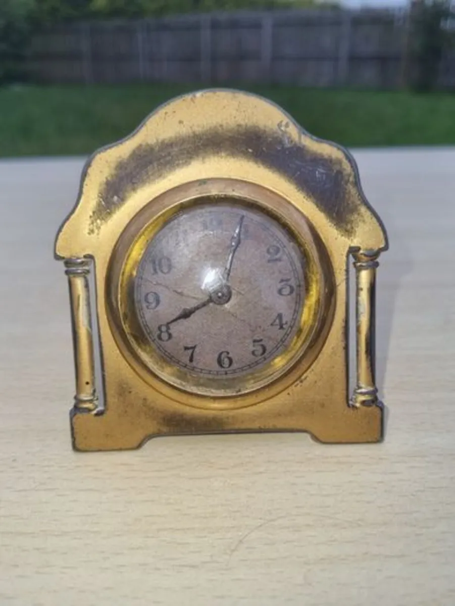 Antique brass desk clock - Image 1
