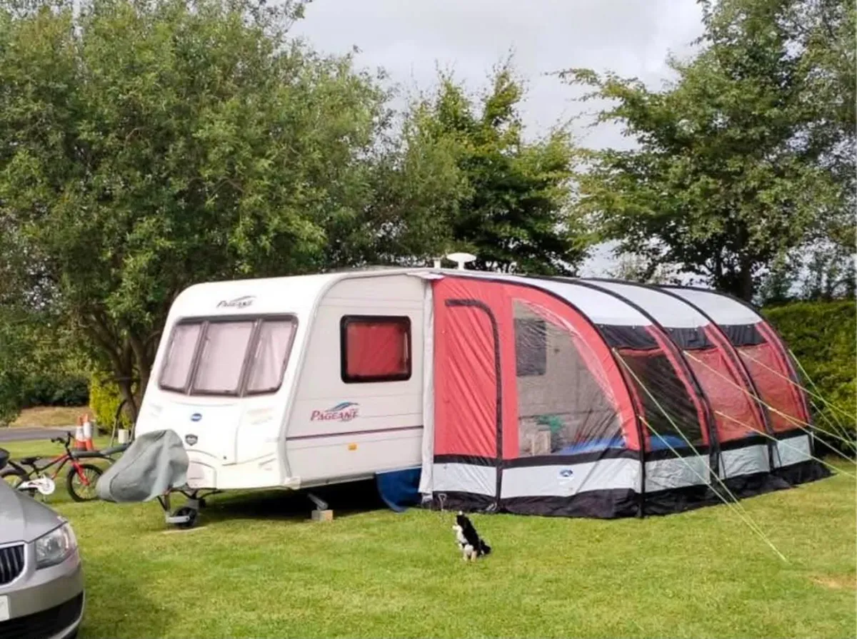 6/7 berth with full size awning - Image 1