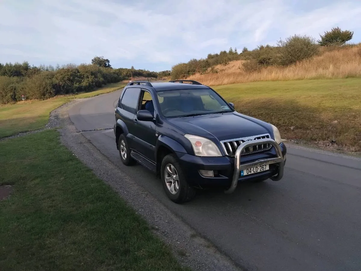 2004 landcruiser jeep 3.0 swb tax 10/26 - Image 2