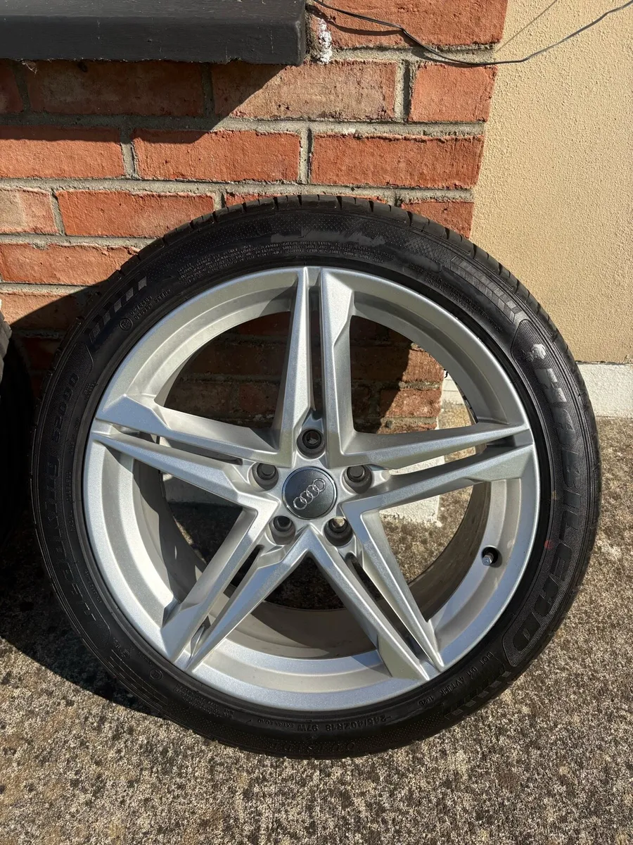 Genuine 18inch Audi a4 alloys - Image 4