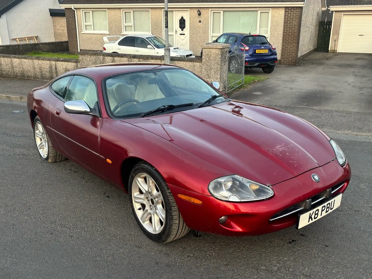 1996 Jaguar XK8 Auto Coupe - Image 4