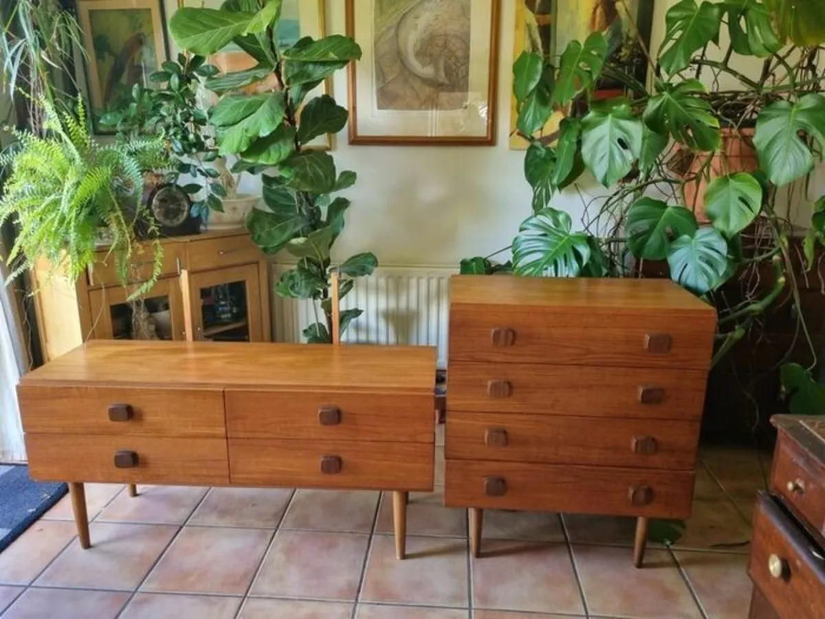 Two sections of vintage Danish furniture - Image 3