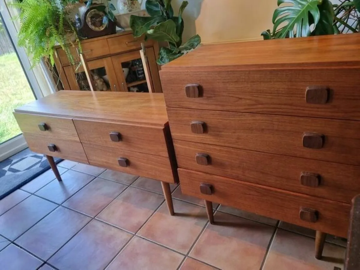 Two sections of vintage Danish furniture - Image 4