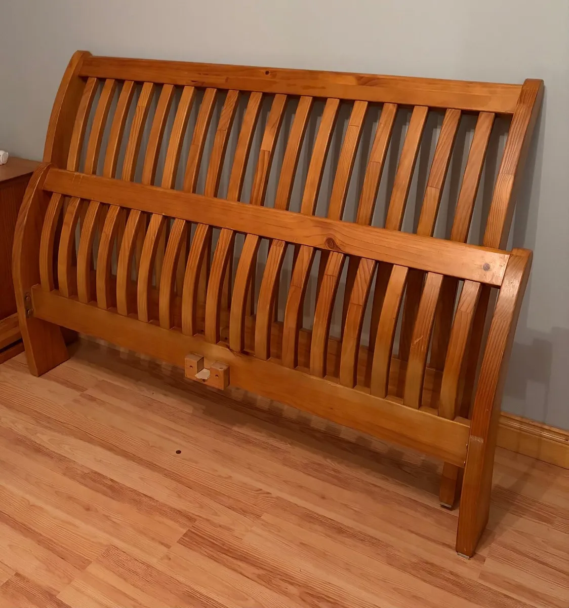 King Size Bed and Matching Lockers - Image 2