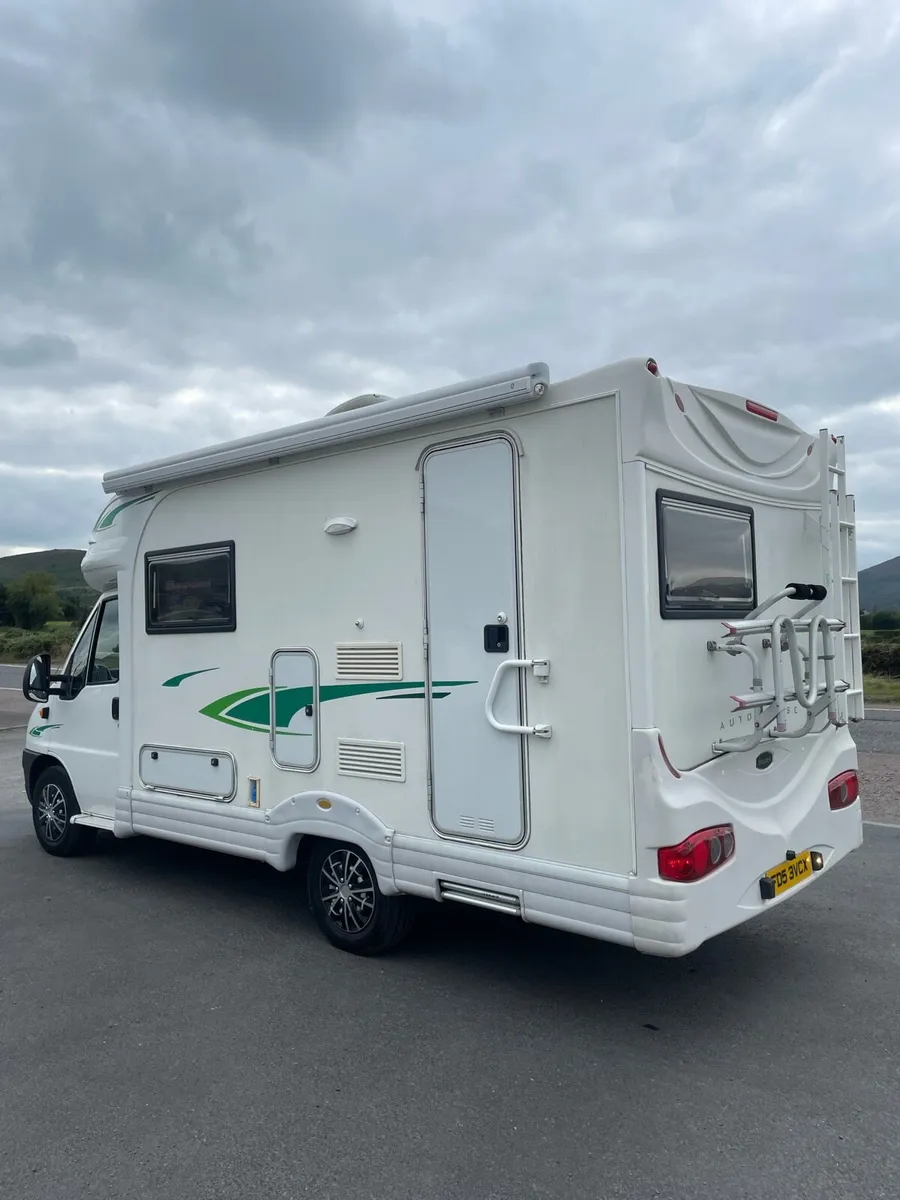Peugeot boxer 2.8 TDI AUTO CRUSIER 2 Berth NI 2005 - Image 4
