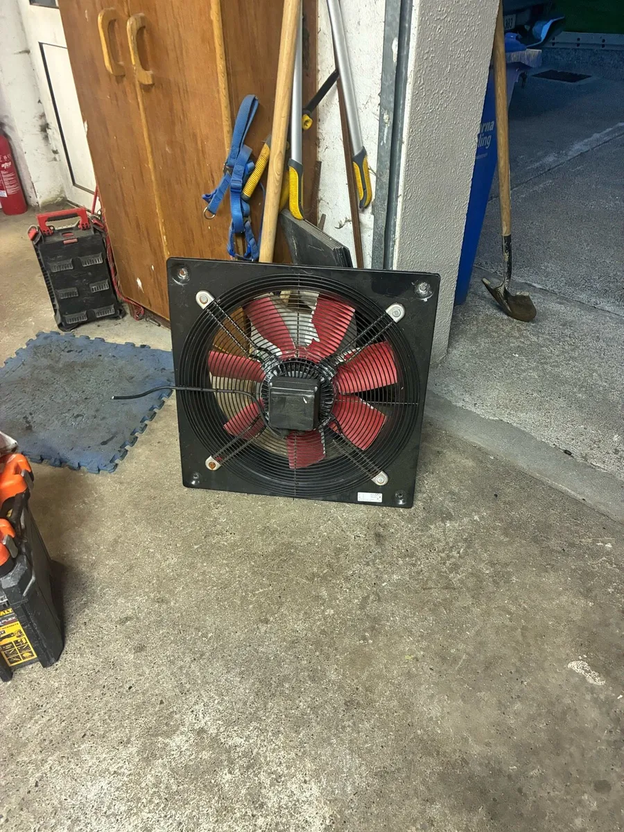 Fan - Image 2