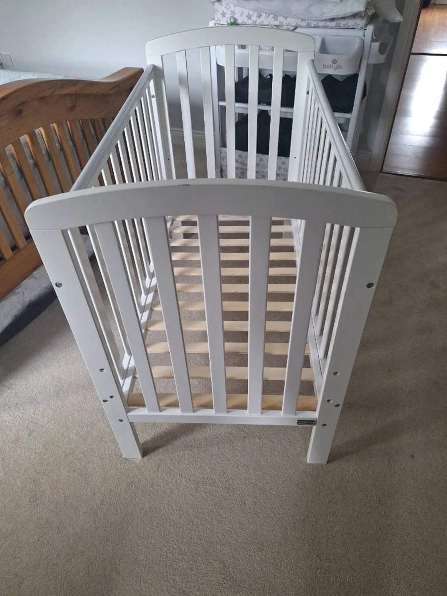 Baby cot - Image 2