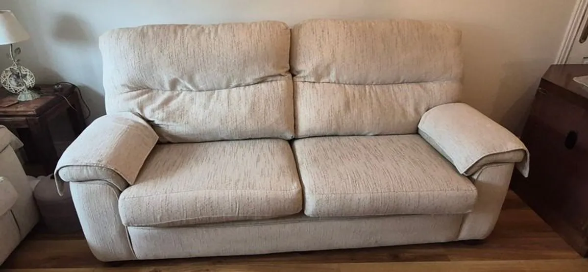 Sofas (2) - Image 3