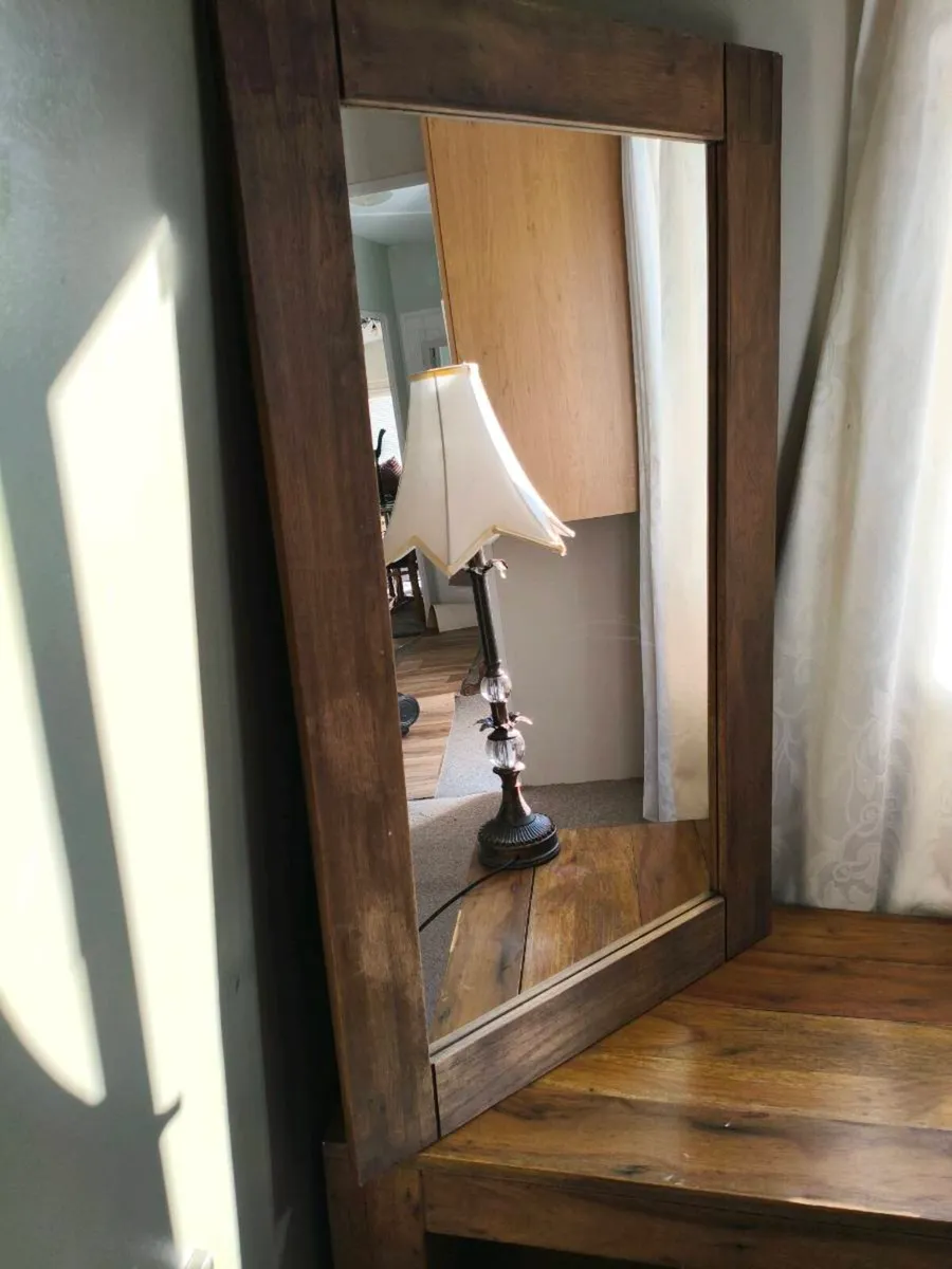 Beautiful solid mirror 25 Euro collection only - Image 2