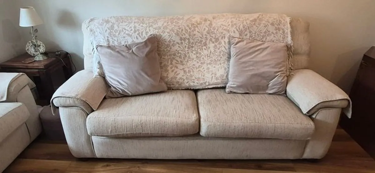 Sofas (2) - Image 1