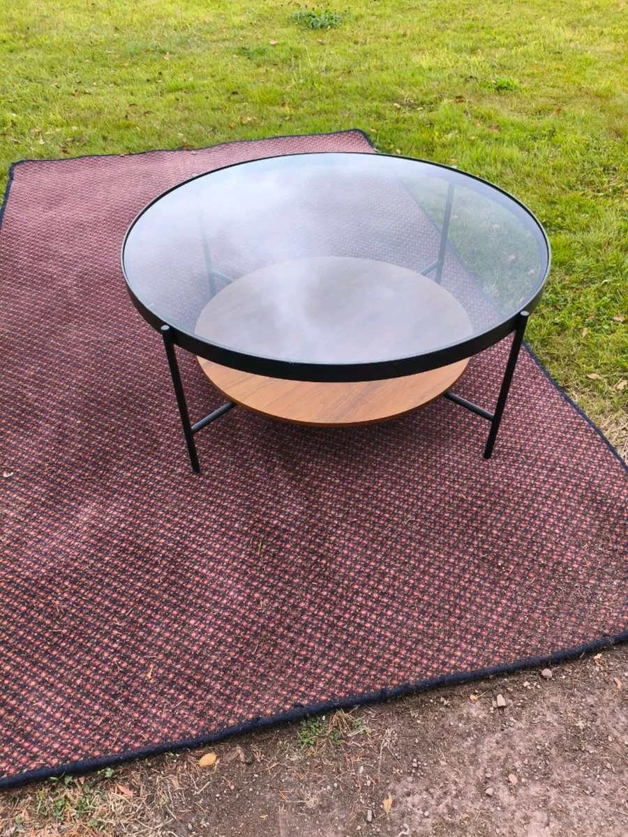 Beautiful new coffee table 65 euro - Image 1