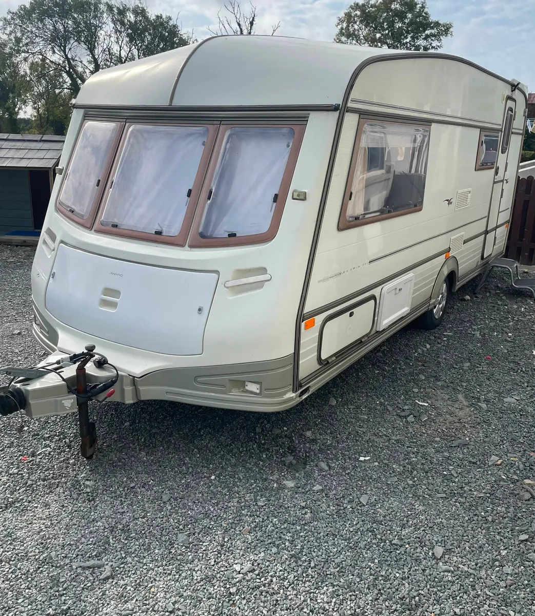Caravan - Image 2