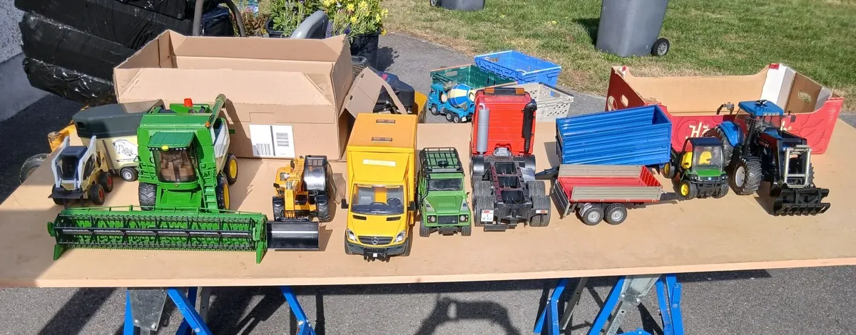 Bruder Toys - Image 2