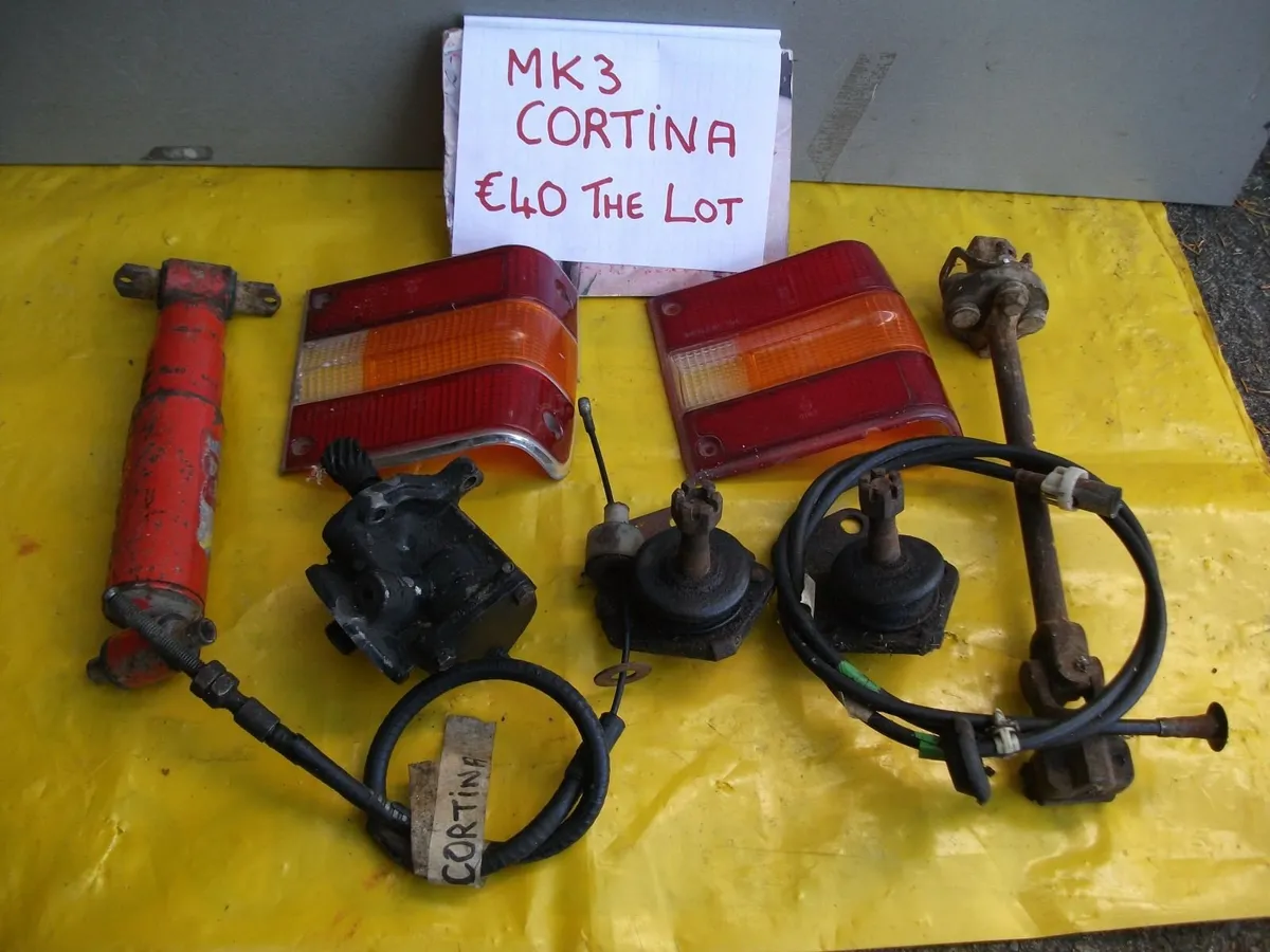 VINTAGE  CAR  PARTS - Image 1