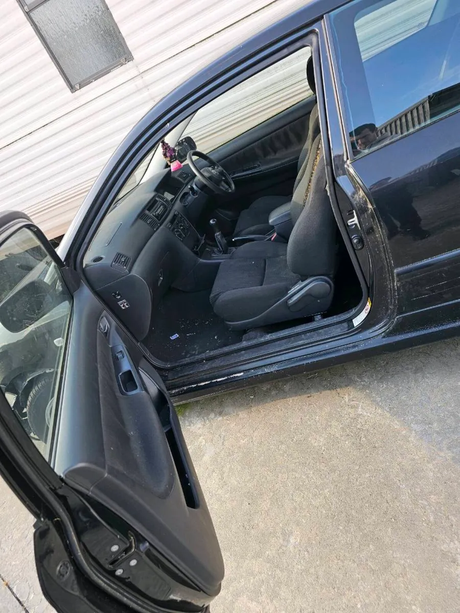 2 cars - Image 4
