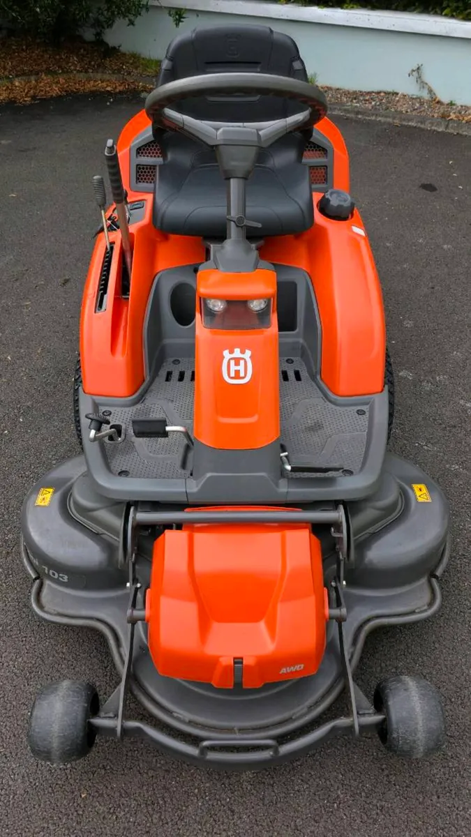 Husqvarna Rider R216T - AWD - Low Hours - Image 2