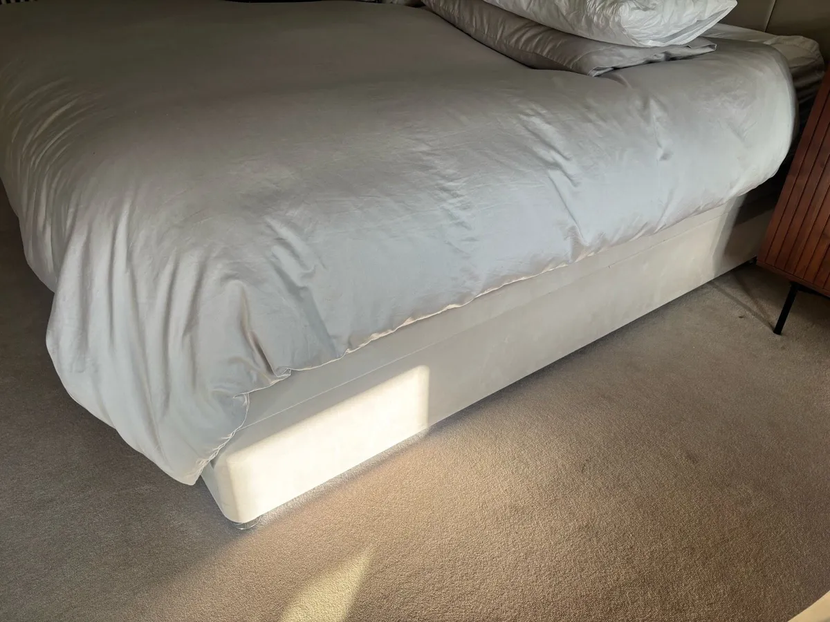 Super king bed frame and matching headboard - Image 2