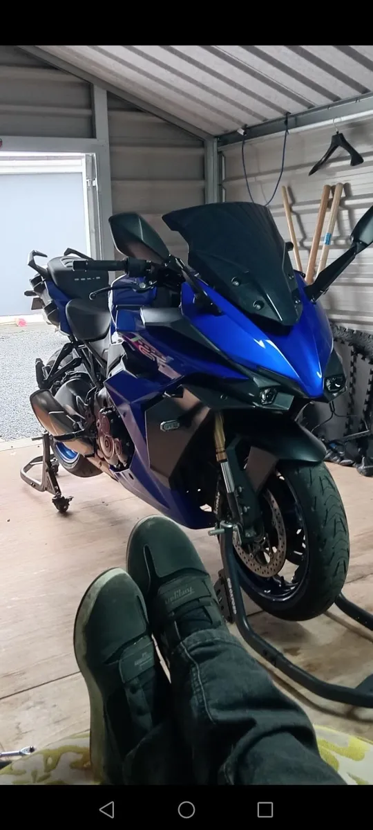 Suzuki gsx s1000 gt - Image 4
