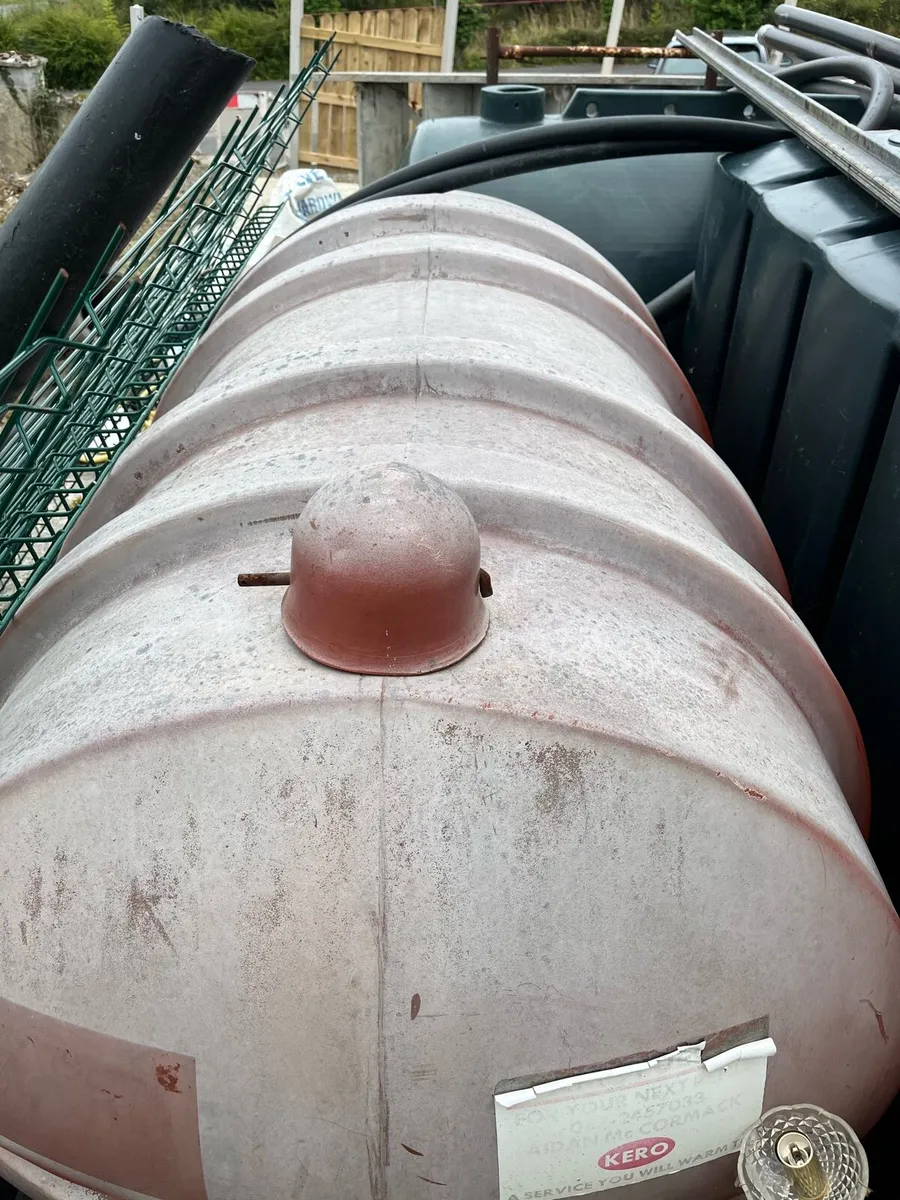 Oil tank - Image 2