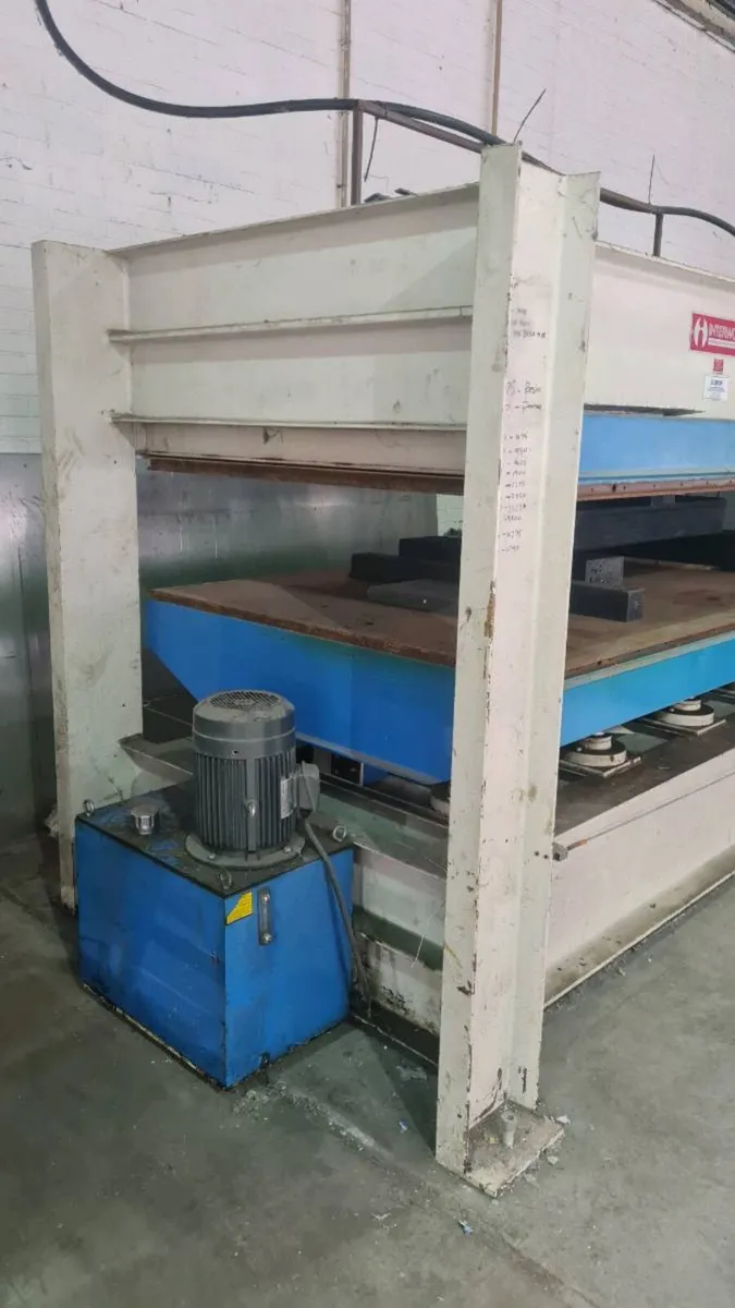 Interwood Veneer Hydraulic Press - Image 3
