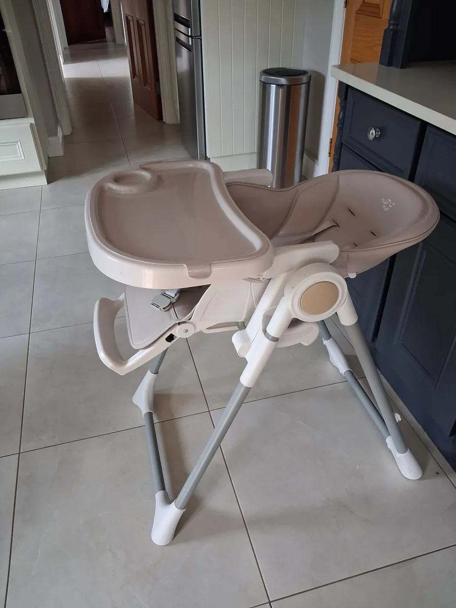 Child's high chair - Image 4
