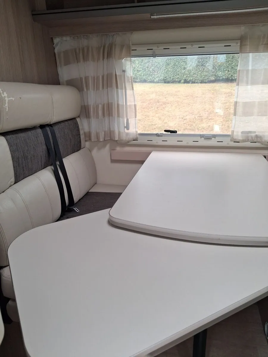 Chausson 6 berth motorhome 2016 - Image 3