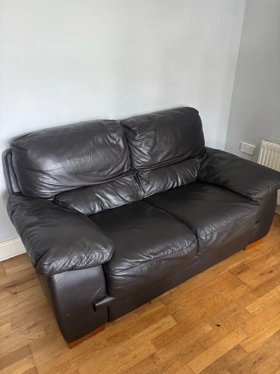 Couch - Image 3