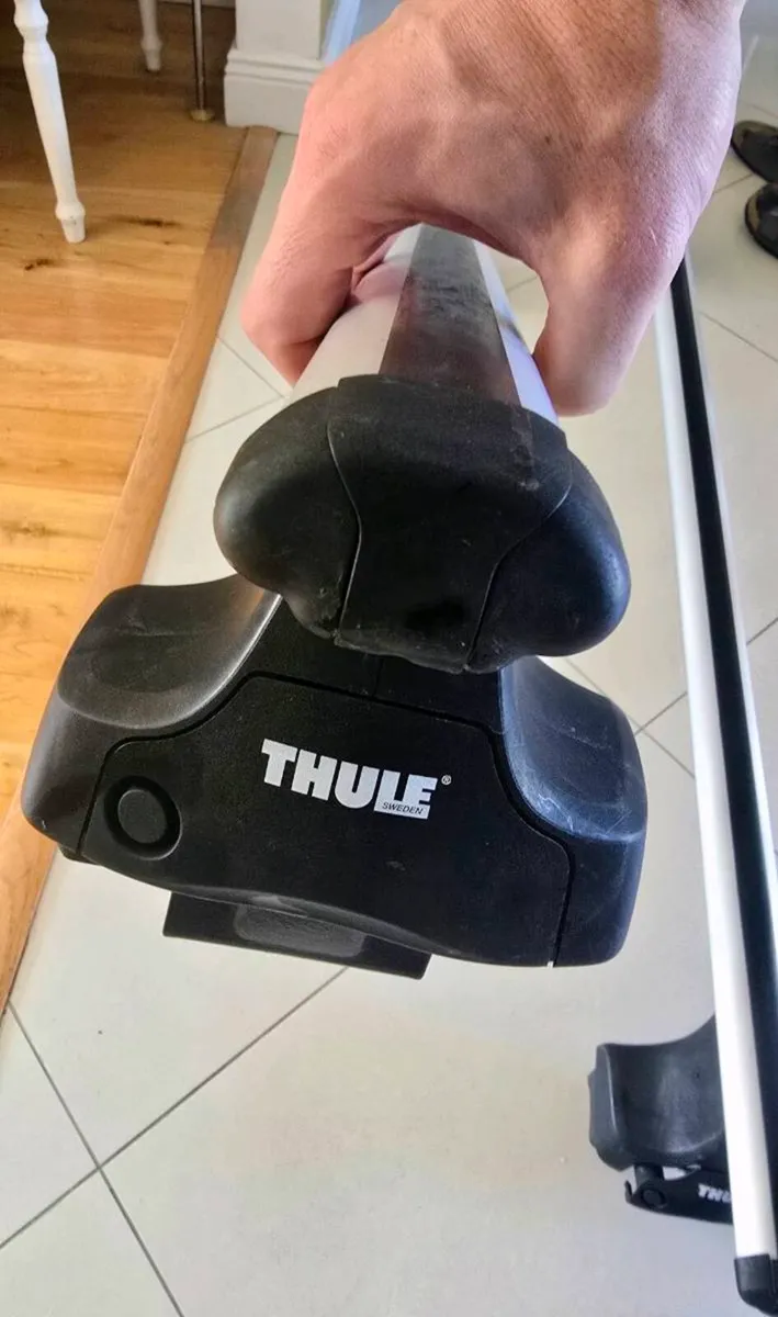 Thule Roof Bars - Image 3