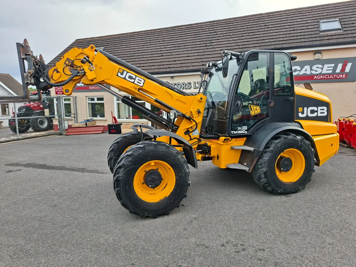 2014 JCB 320S - Image 2