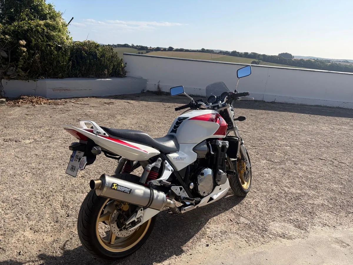 2009 Honda CB 1300 Super Four - Image 4