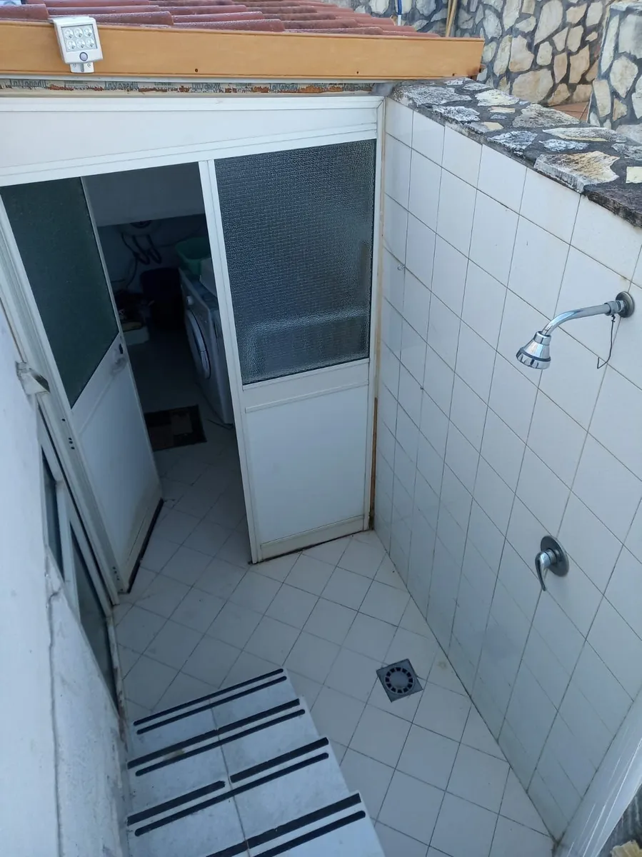 Semi-D family home International property Italy Si - Image 3