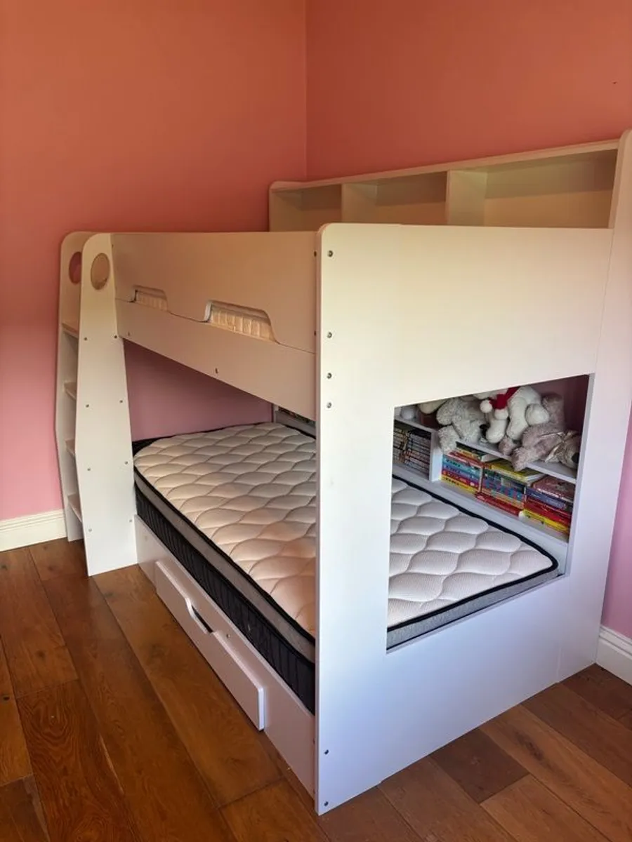 Bunk Beds - Image 1
