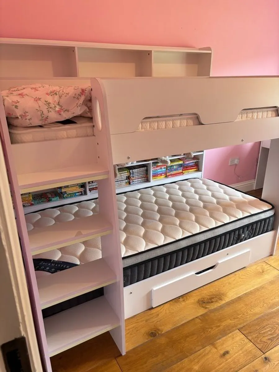 Bunk Beds - Image 2