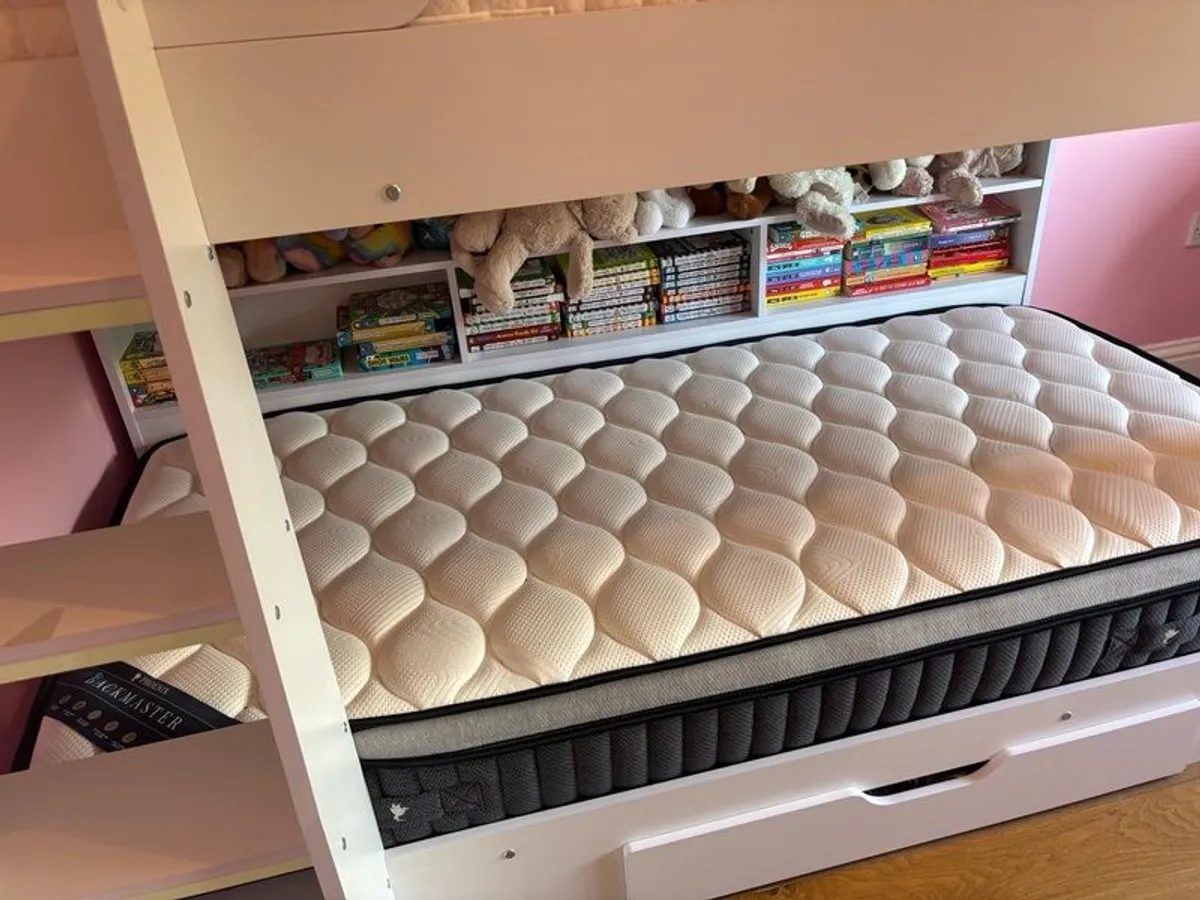 Bunk Beds - Image 3