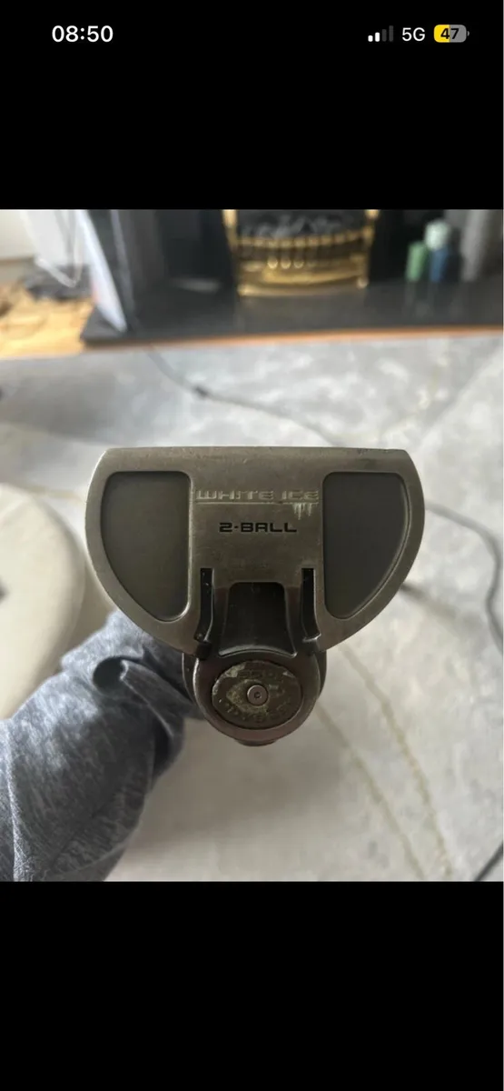 Odyssey white ice putter - Image 1
