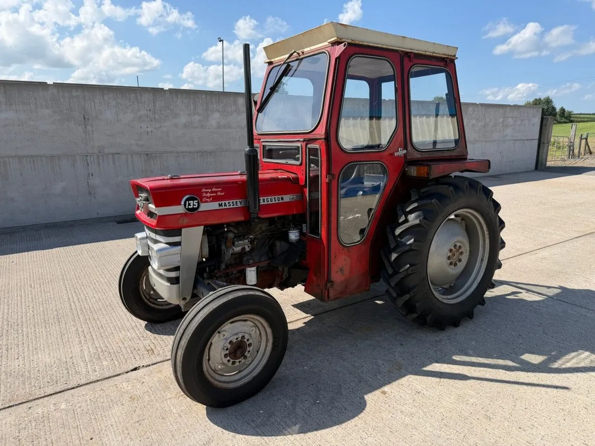 MASSEY 135 2WD TRACTOR - Image 1