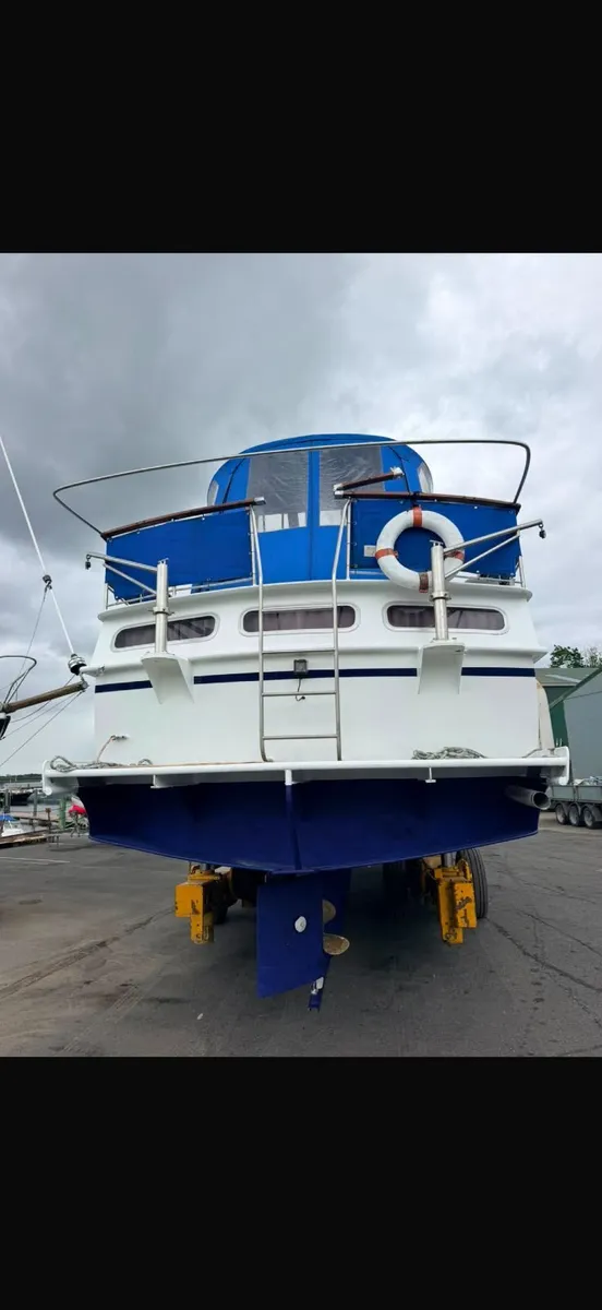 Valk-Kruiser 1060 (35foot) - Volvo Penta TMD 40 - Image 3