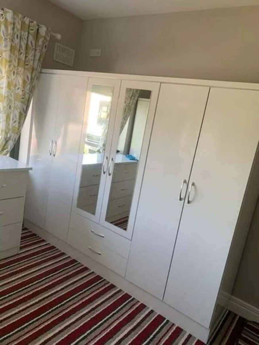 6 DOOR WARDROBES - Image 3