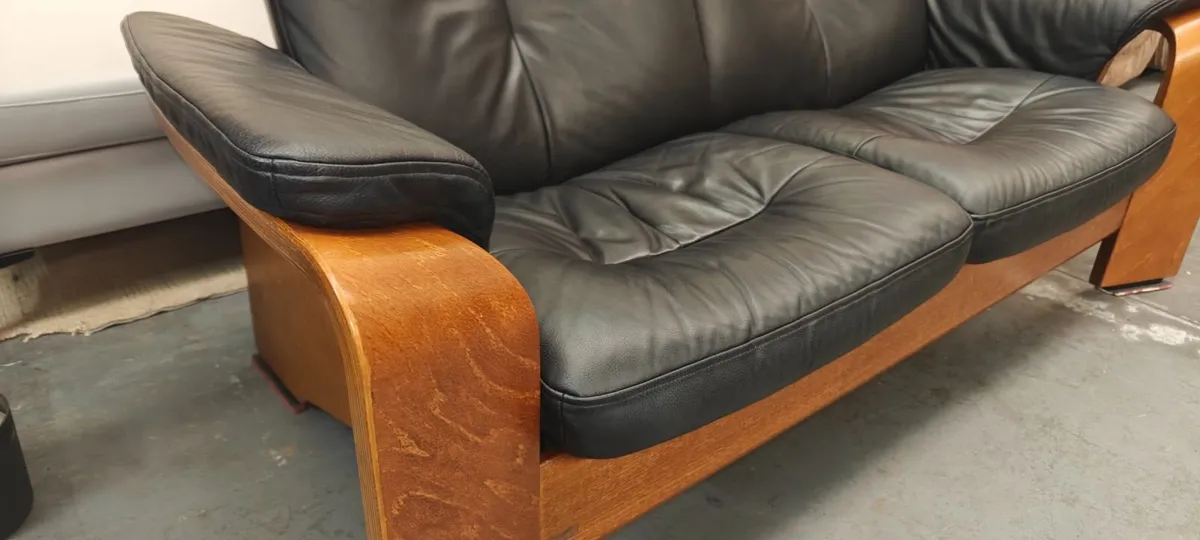 Art Deco Style Stressless 2 Seater Recliner Sofa - Image 2