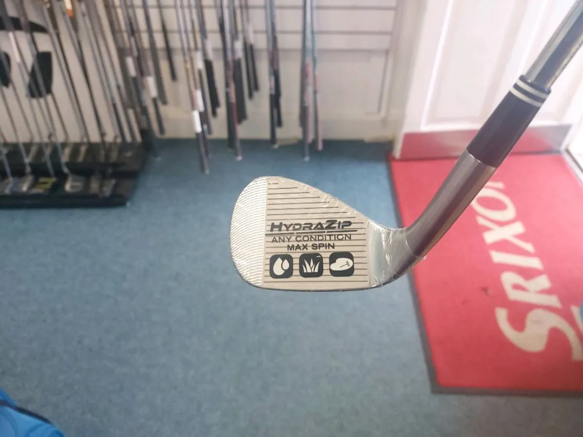 Cleveland RTX6 ZipCore 52 Degree wedge - Image 3