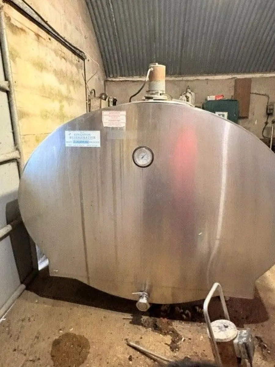 Milk Bulk Tank For Sale - Image 1