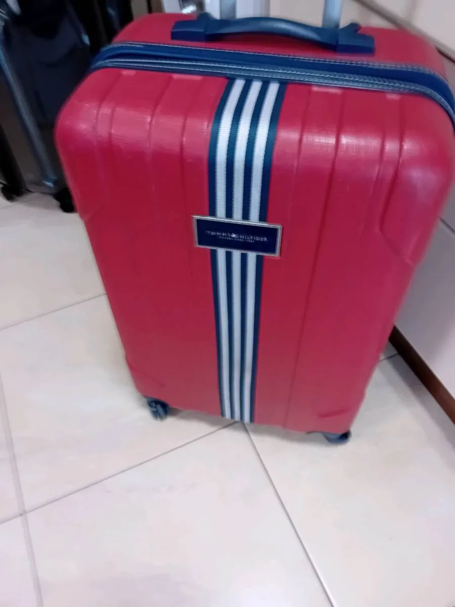 TOMMY HILFIGER LARGE SUITCASE 4 WHEELS - Image 4