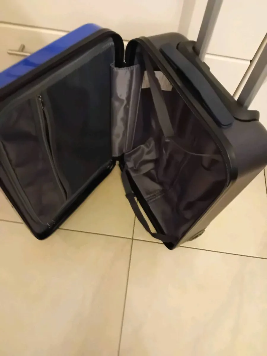CABIN SIZE HARD TYPE SUITCASE NEW - Image 2