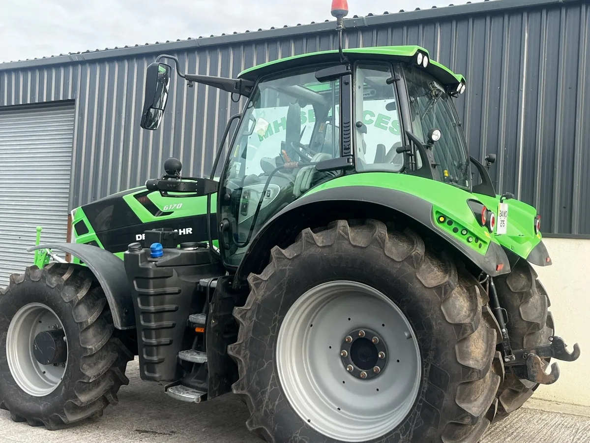 Tractor - Image 4