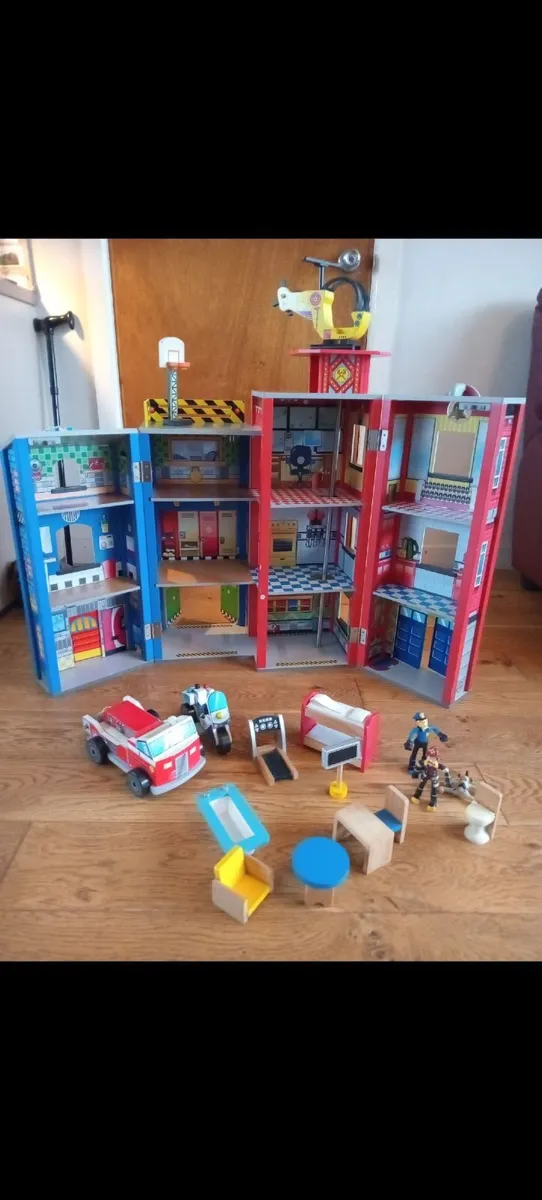 Wooden fire station - Image 1