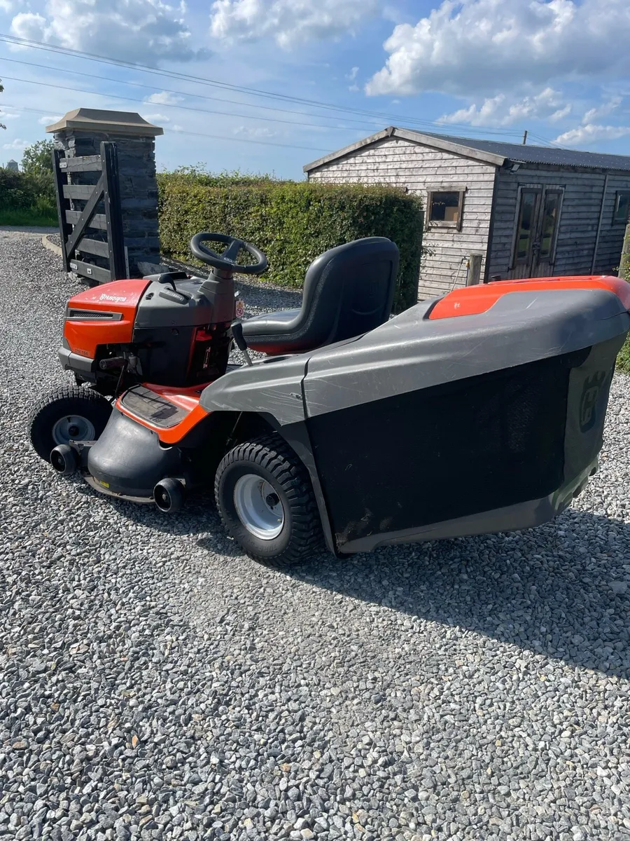 Husqvarna CTH194 lawnmower - Image 2